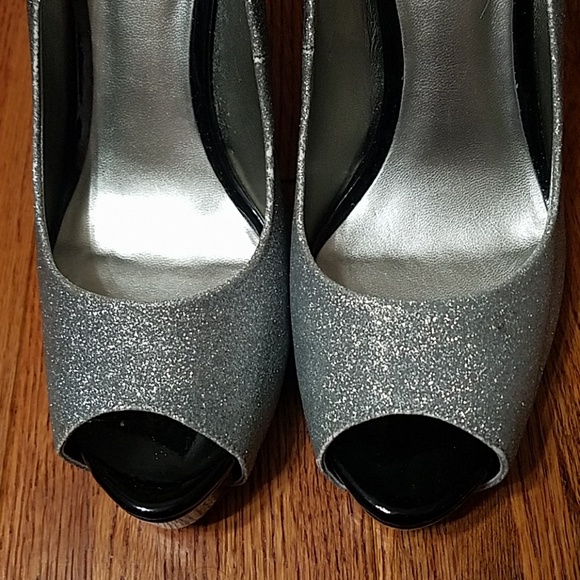 a.n.a Silver Shoes - Picture 5 of 6